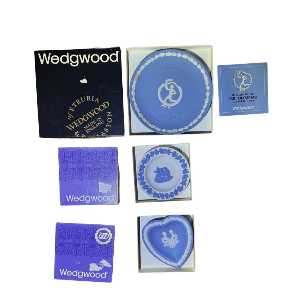 Vintage Wedgwood Plates lot of 3